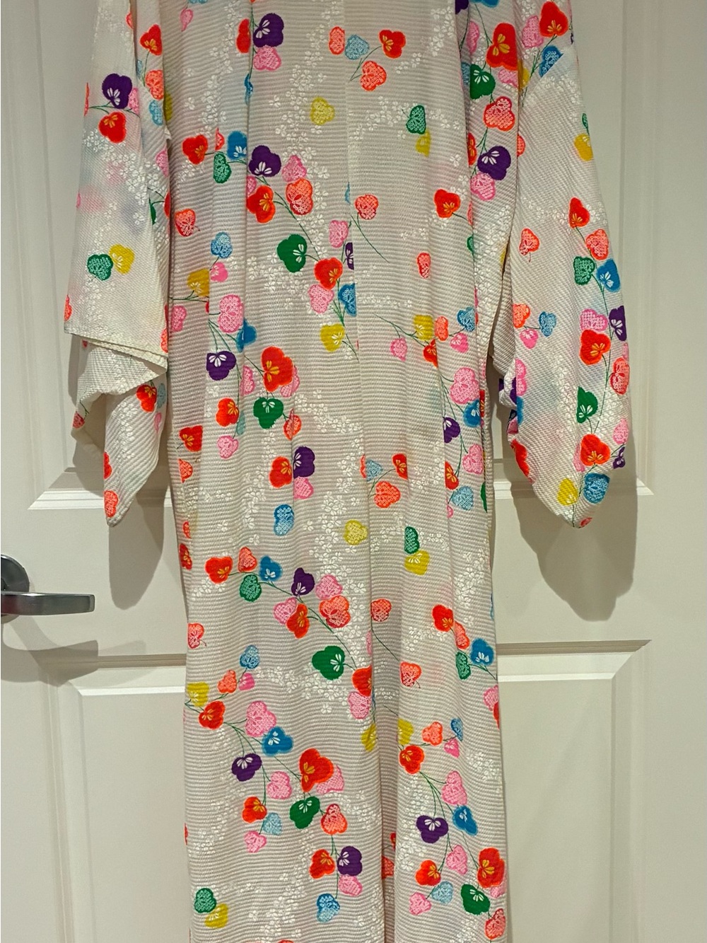 White Kimono Summer Robe with Multicolor Heart/Flower Print - Picture 3 of 4